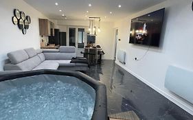 Appartement hors du commun avec son jacuzzi